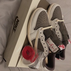 トラヴィススコット×ナイキ　エアジョーダン1 low OG リバ...