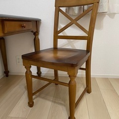 アンティークの机の画像