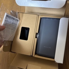 docomo home5GホームルーターHR01本体の画像