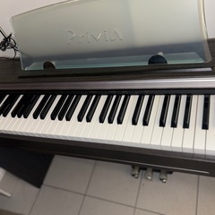 電子ピアノ