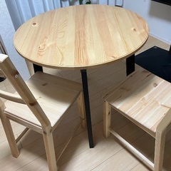 ダイニングテーブル、イス