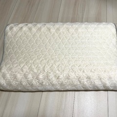 ニトリ　枕　譲ります