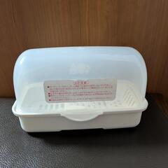 電子レンジ用哺乳瓶消毒器の画像