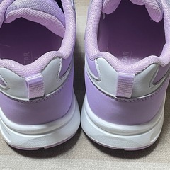 【片方のみ試着•箱無し】スーパースター★ パープルスニーカー　19㎝の画像