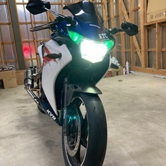 ホンダ CBR250Rの画像