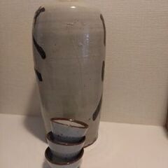 【19日、20日に取りに来れる方限定セール】食器　家財　お皿　民泊やキャンプ用にもキッチン　フライパン　グラタン皿　おちょこ　徳利　まとめ売りの画像