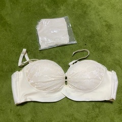 ブラセット　未使用、新品　　白色の画像