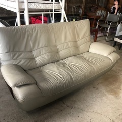 太子町太田倉庫✨アサヒ家具 本革3人掛けソファ グレー 190cm×80cm×高さ85cmの画像
