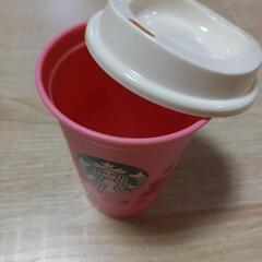 スターバックスドリンク容器の画像
