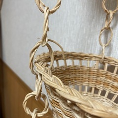 ラタン 3段バスケットの画像