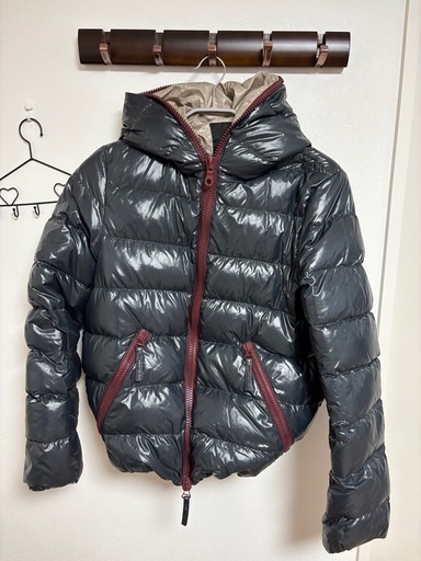 デュベチカダウンジャケットです