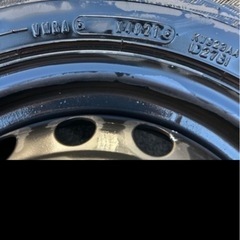 【バリ山美品！！】12インチスタッドレスタイヤホイールセット！４穴　軽四　軽貨物トラックなど！の画像