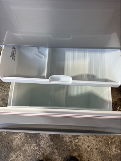A0610  東芝　自動製氷機　TOSHIBA  3ドア　330L  2017年　