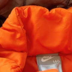 キッズ　NIKEアウター
の画像