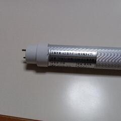 【最終値下げ】32W形LED直管蛍光灯 15W 830MM 1950LM G13の画像
