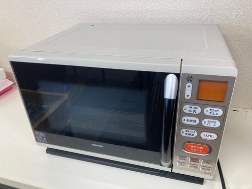 K-1113　TOSHIBA　電子レンジ　ER-J3A　ホワイト　50/60Hz　2011年製