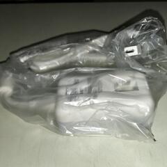 未使用品　ドコモ　ＡＣアダプタ05の画像