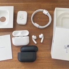 AirPods Pro2 bellroyのケース付き