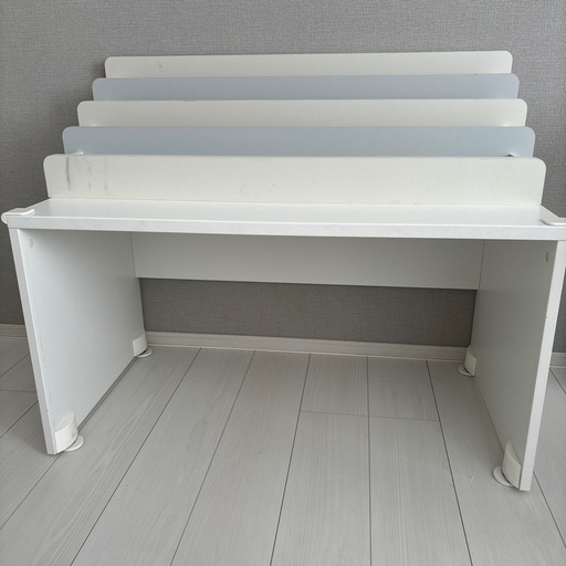 おもちゃ収納　絵本棚　キッズデスク