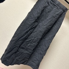 レディーススーツ上下セット、差し上げます。の画像