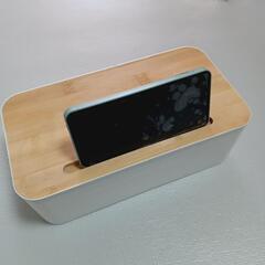 3COINS スリコ ティッシュボックス スマホ立て付きの画像