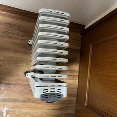 デロンギオイルヒーター　1500ワットの画像