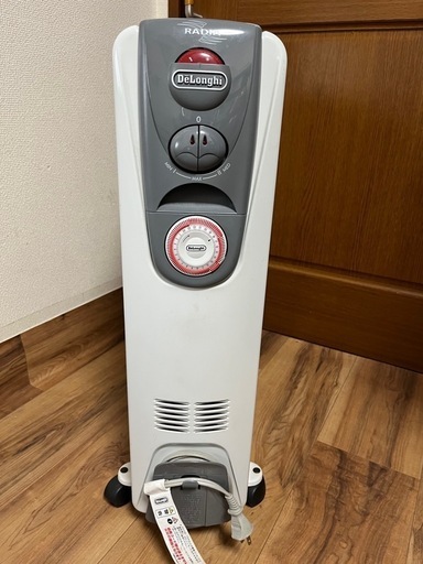 デロンギオイルヒーター　1500ワット