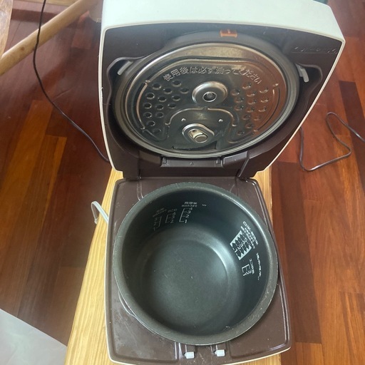 三菱IHジャー炊飯器
