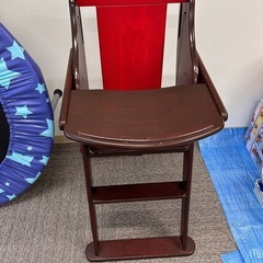 中古のベビーチェアです