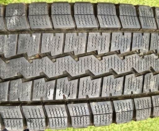 スタッドレス 205／70r16  6本  ダンロップ  