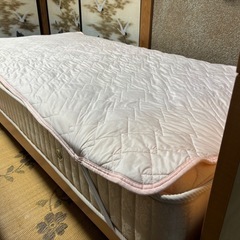シングルベッドの画像