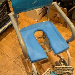 Uchieシャワーラク４輪自在　シャワーチェア介護用品の画像