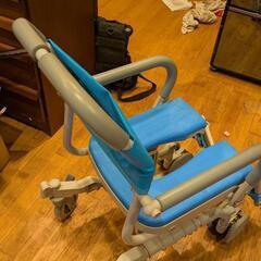 Uchieシャワーラク４輪自在　シャワーチェア介護用品の画像