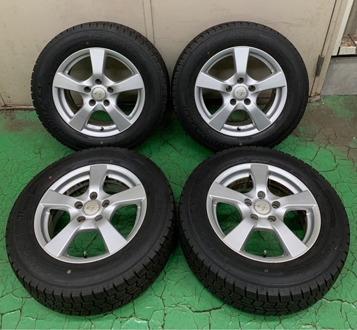 ほぼ新品タイヤ！　エスティマ NOAA ノア　ヴォクシー　VOXY アルファード　ヴェルファイア　アルミスタッドレス 4本 205/65R16 95Q 4本セット