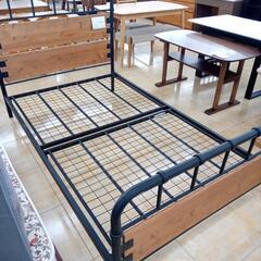 ★ジモティ割あり★  ベッドフレーム ブラック H110×D204×W120 クリーニング済み OJ7386の画像