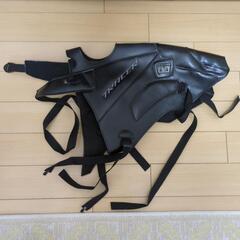 バグスター　タンクカバー　トレーサー900用の画像