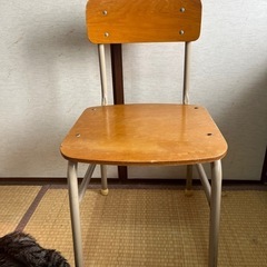 【決まりました】学校いす