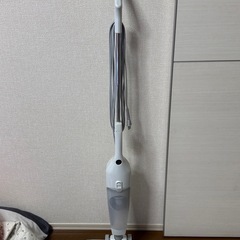 ニトリ　スティッククリーナー　掃除機　の画像
