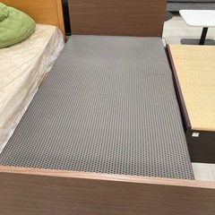 取りに来れる方限定！ニトリの電動シングルベッドです！