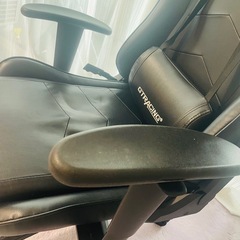 ゲーミングチェアの画像