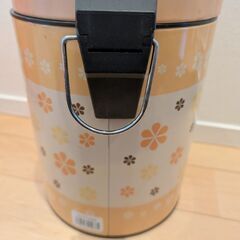 プーさんの蓋付きゴミ箱　ペダル式　足踏み式の画像