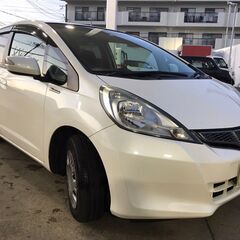 不動の人気のフィット入荷！ワンオーナー車！