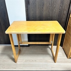 ベランダでも使える折りたたみテーブル✨