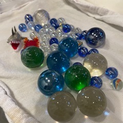水槽インテリアビー玉　ガラス細工