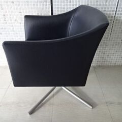 ◇理美容　椅子　チェア◇黒の画像