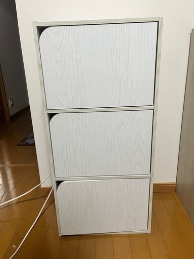 扉つきカラーボックス