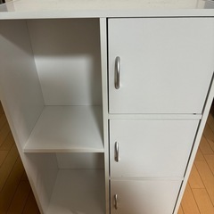 ホワイト棚の画像