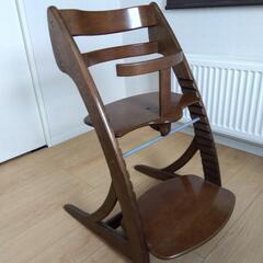 ニトリ木製ハイチェアの画像