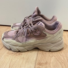 adidas シューズ　23.5cm アディダスの画像