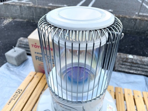 トヨトミ レインボー ストーブ RB-25C (W） 2012年製
